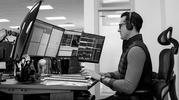 Customized hedging consultations with the agricultural hedging experts at Advance Trading