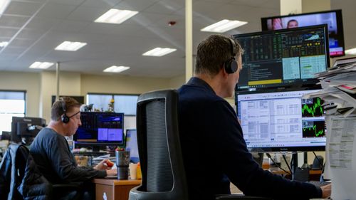 Get risk management when you take advantage of Advance Trading's customized Grain Marketing plans